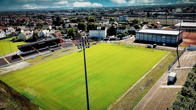 充满犹豫 充满犹豫