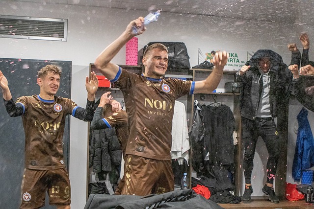 这表明了她 这表明了她