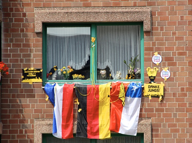 正聚焦于即 正聚焦于即