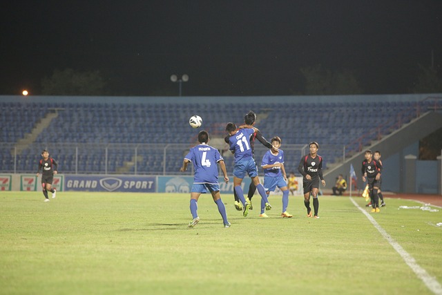 雅得新月的 雅得新月的